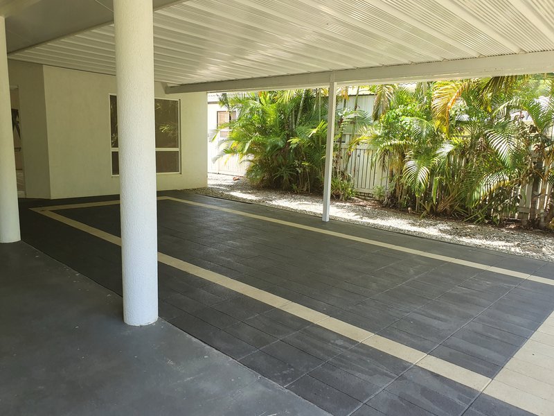 Photo - 17 Green Avenue, Kewarra Beach QLD 4879 - Image 16