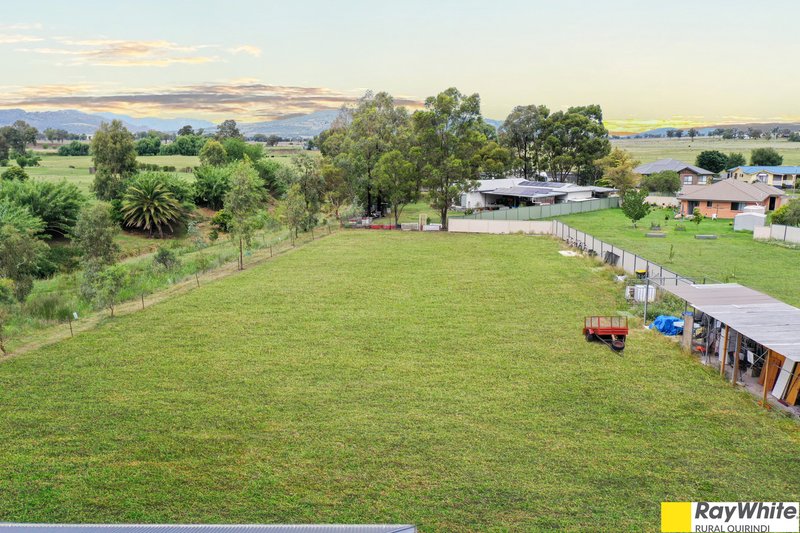 Photo - 17 Green Crescent, Quirindi NSW 2343 - Image 2