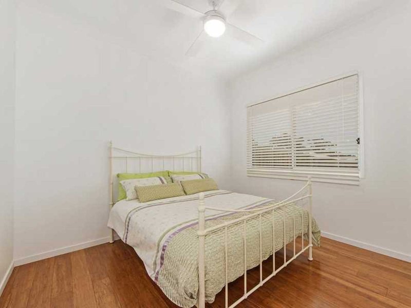 Photo - 17 Green Ct , Reedy Creek QLD 4227 - Image 11