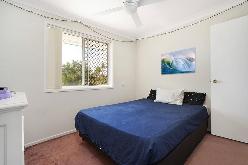 Photo - 17 Greendale Court, Strathpine QLD 4500 - Image 9