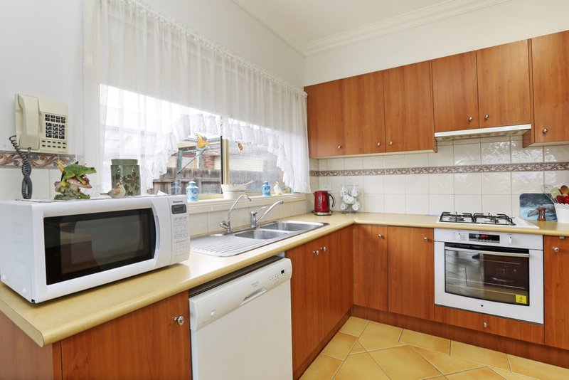 Photo - 17 Greenleaf Drive, Lara VIC 3212 - Image 5