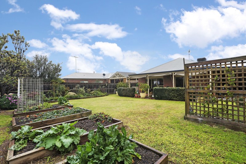 Photo - 17 Greenleaf Drive, Lara VIC 3212 - Image 14