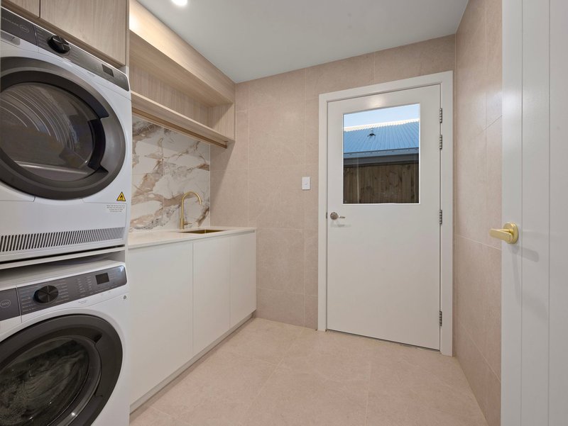 Photo - 17 Greenlink Street, Deebing Heights QLD 4306 - Image 15