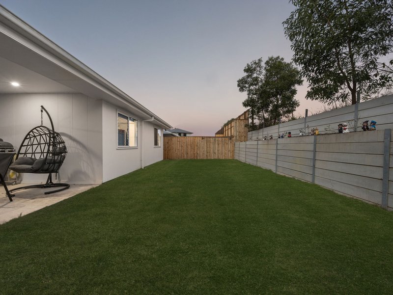 Photo - 17 Greenlink Street, Deebing Heights QLD 4306 - Image 17