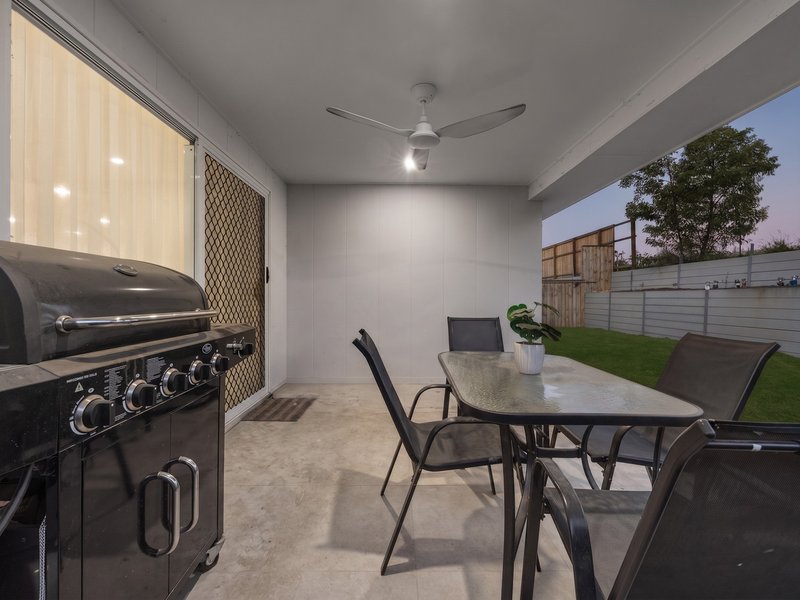 Photo - 17 Greenlink Street, Deebing Heights QLD 4306 - Image 19