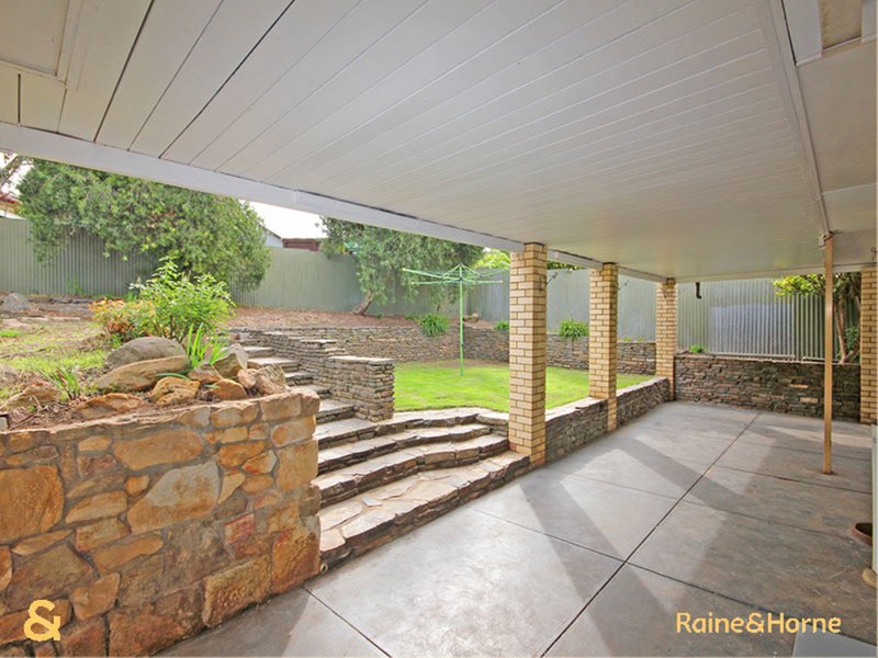 Photo - 17 Grenache Road, Hackham SA 5163 - Image 8