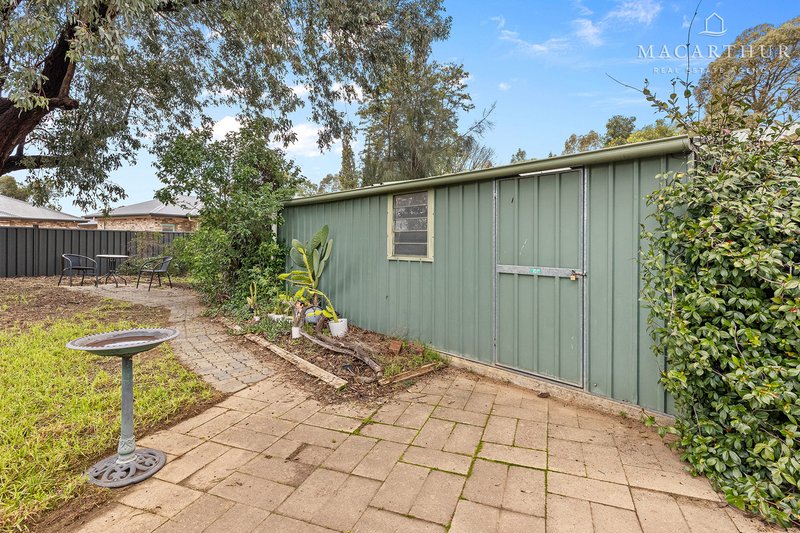 Photo - 17 Grevillea Crescent, Lake Albert NSW 2650 - Image 15
