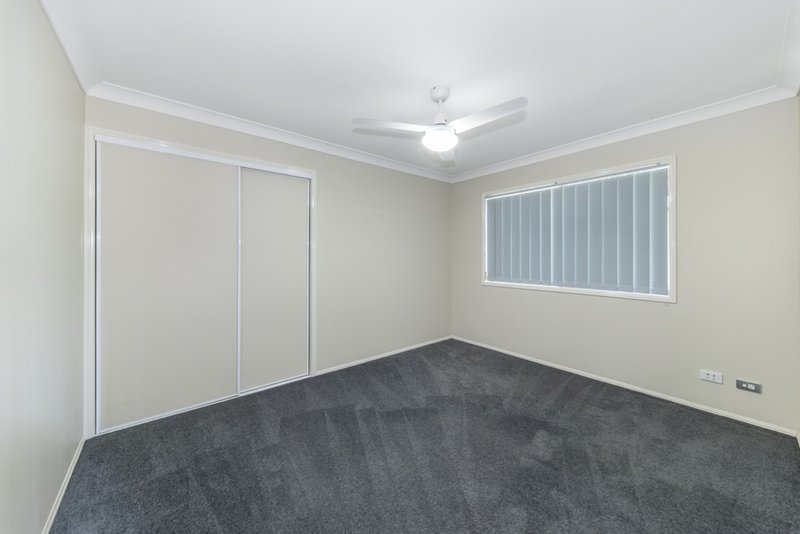 Photo - 17 Grevillea Place, Bridgeman Downs QLD 4035 - Image 10