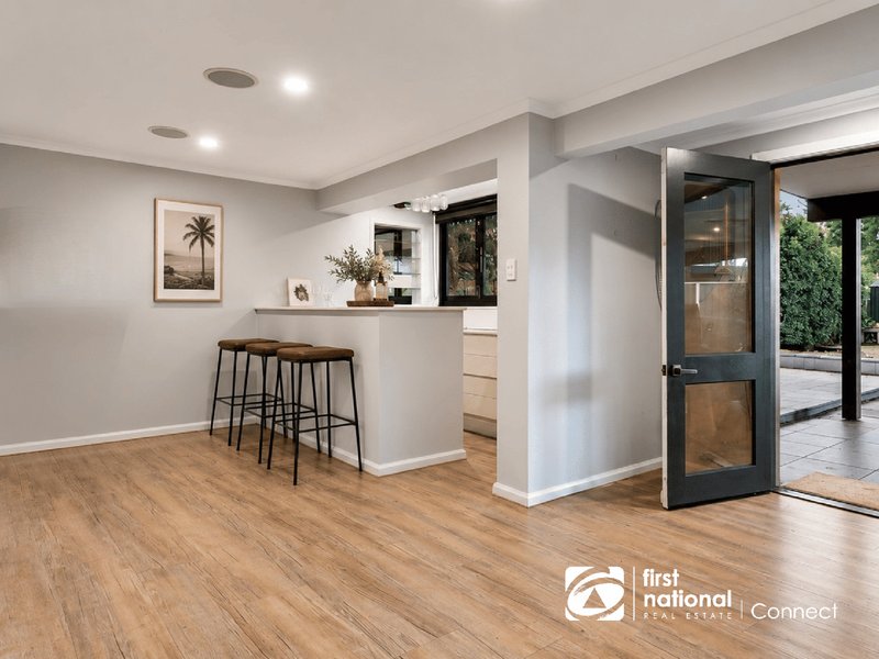Photo - 17 Griffiths Road, Mcgraths Hill NSW 2756 - Image 4