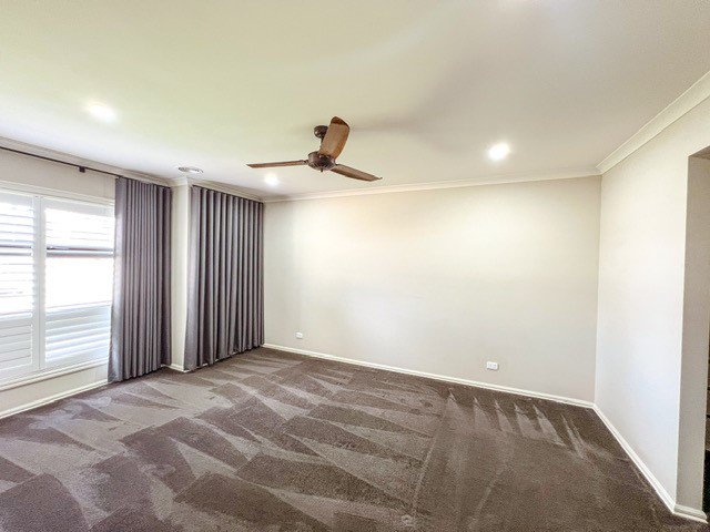 Photo - 17 Grimsthorpe Place, Mernda VIC 3754 - Image 3
