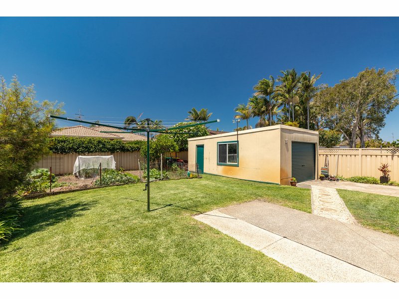 Photo - 17 Guy Avenue, Forster NSW 2428 - Image 16