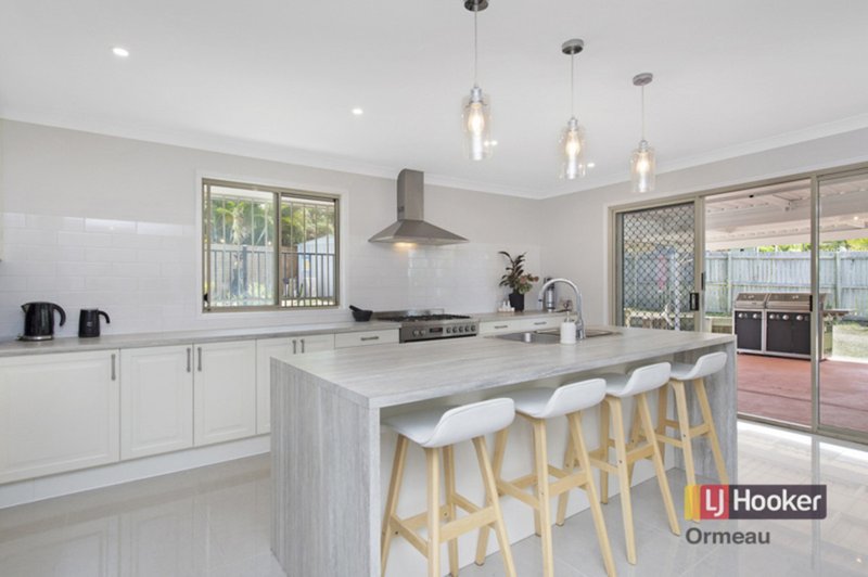 Photo - 17 Haase Crescent, Ormeau QLD 4208 - Image 5