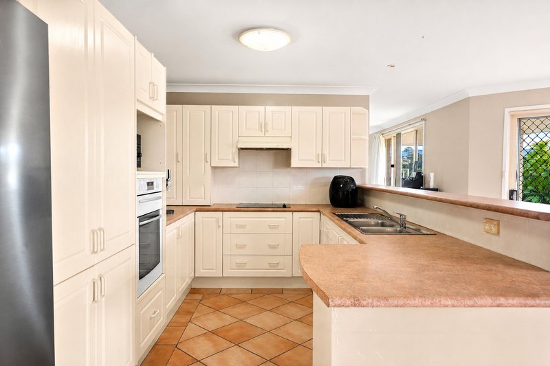 Photo - 17 Hallam Close, Kanahooka NSW 2530 - Image 2