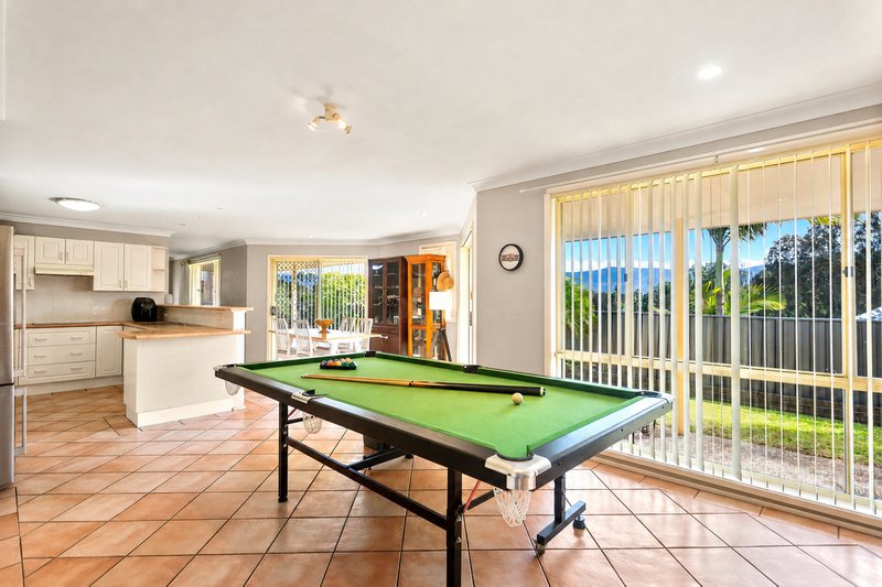 Photo - 17 Hallam Close, Kanahooka NSW 2530 - Image 3