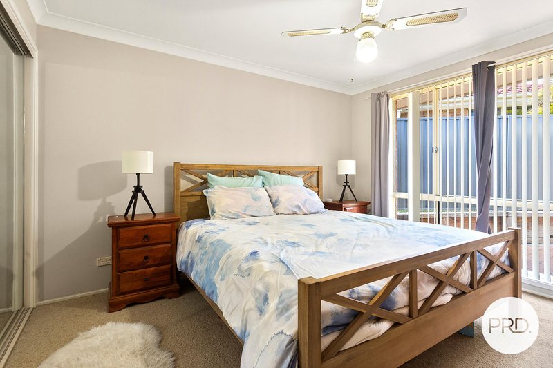 Photo - 17 Hallam Close, Kanahooka NSW 2530 - Image 5