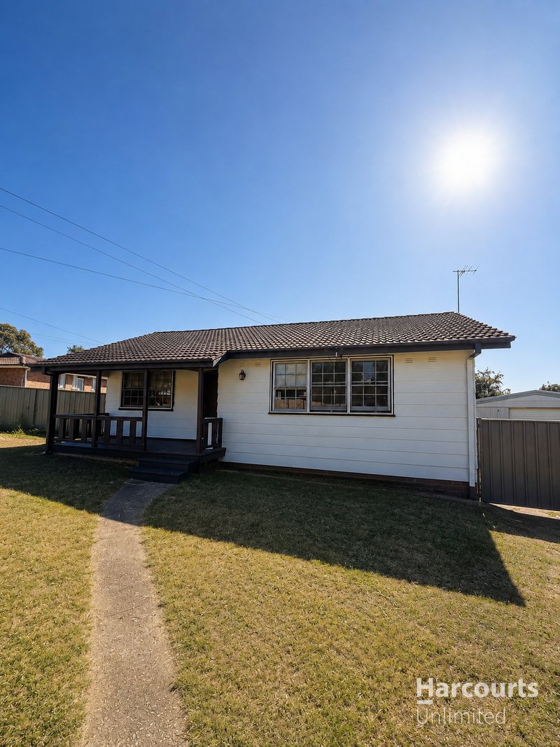 Photo - 17 Handel Avenue, Emerton NSW 2770 - Image 1