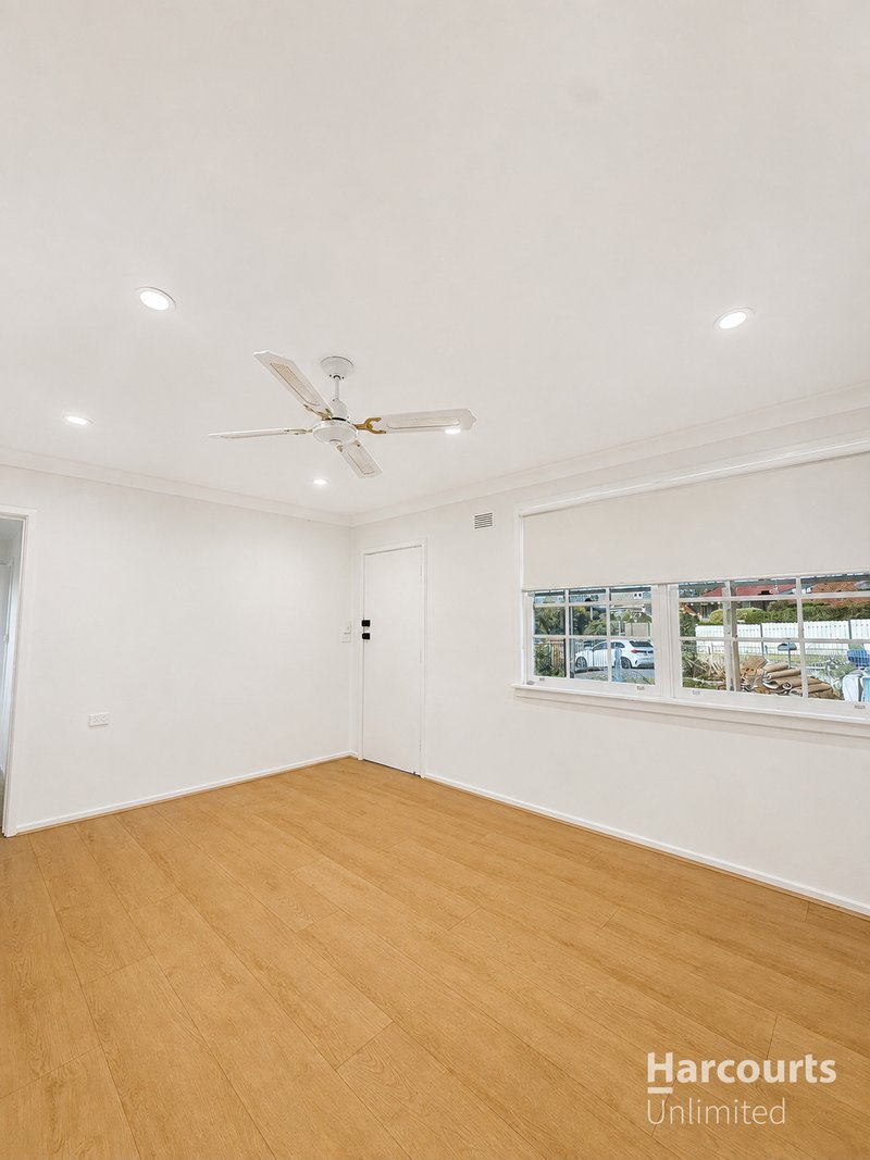 Photo - 17 Handel Avenue, Emerton NSW 2770 - Image 2
