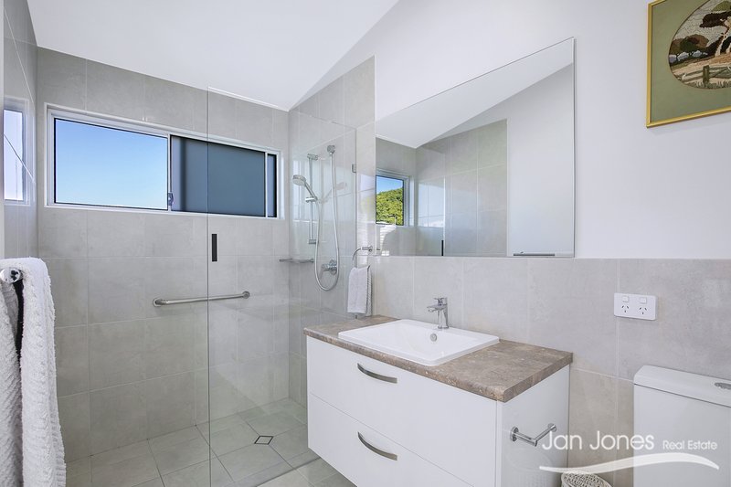 Photo - 17 Hardiman Street, Woody Point QLD 4019 - Image 23