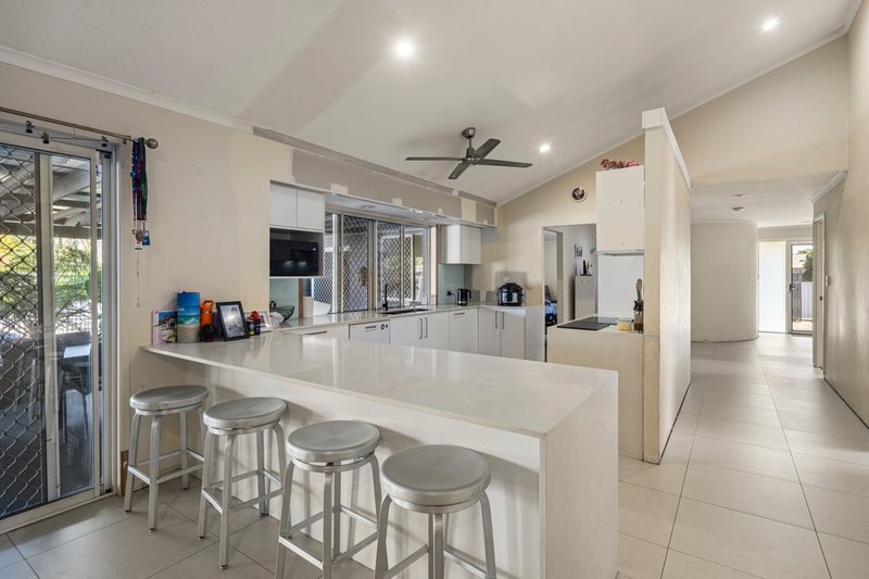Photo - 17 Hargrave Street, Morayfield QLD 4506 - Image 3