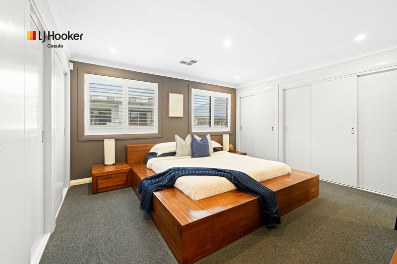 Photo - 17 Harpur Place, Casula NSW 2170 - Image 11