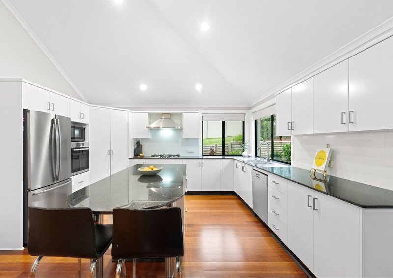 Photo - 17 Harpur Place, Casula NSW 2170 - Image 7
