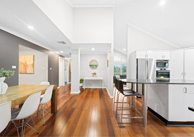 Photo - 17 Harpur Place, Casula NSW 2170 - Image 8