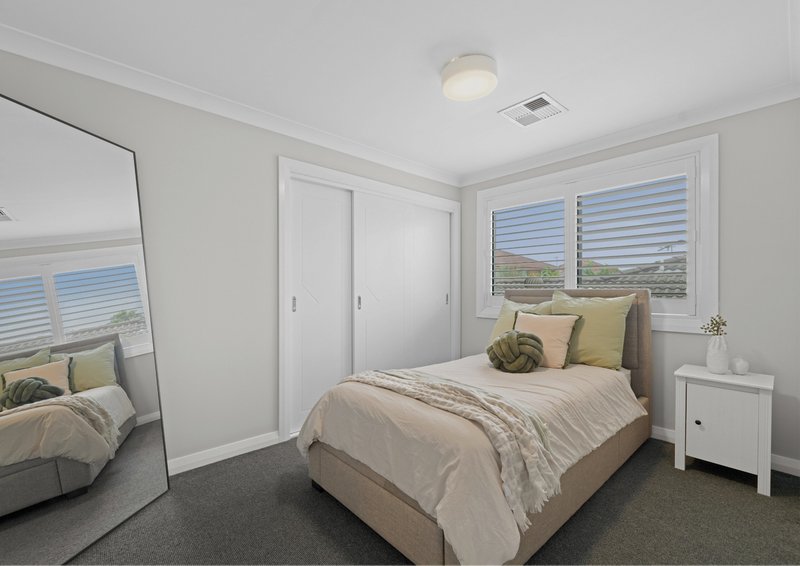 Photo - 17 Harpur Place, Casula NSW 2170 - Image 19