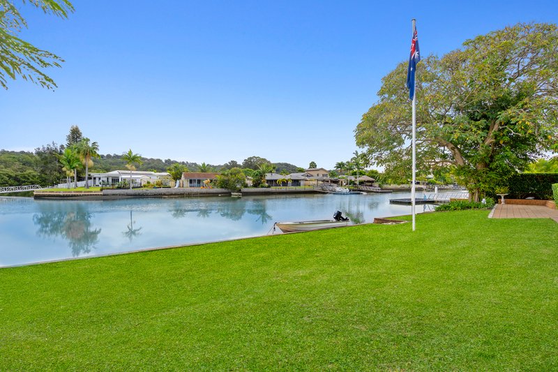 Photo - 17 Harris Court, Currumbin Waters QLD 4223 - Image 6