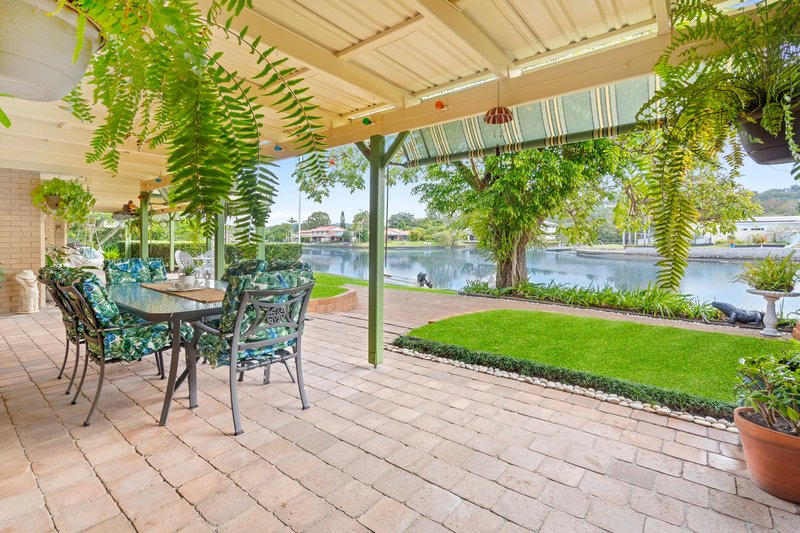 Photo - 17 Harris Court, Currumbin Waters QLD 4223 - Image 7