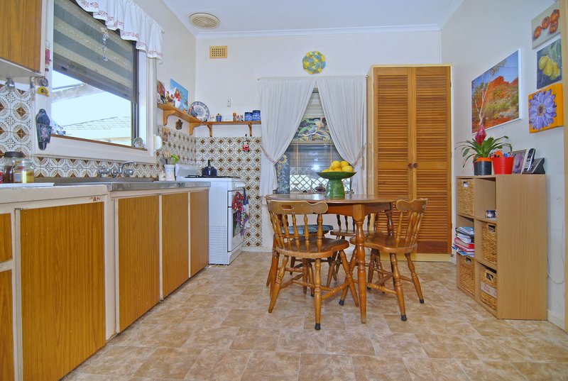 Photo - 17 Harrow Avenue, Magill SA 5072 - Image 8