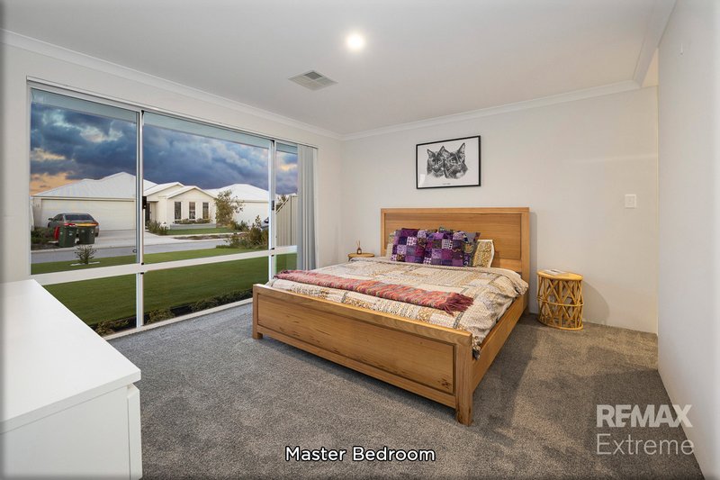 Photo - 17 Hatchway Road, Alkimos WA 6038 - Image 8