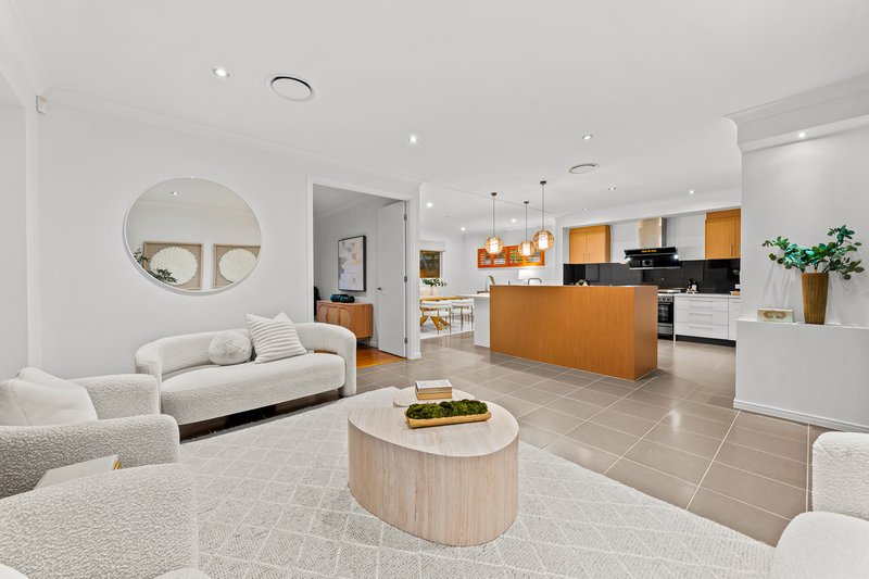 Photo - 17 Hatia Place, Kuraby QLD 4112 - Image 4