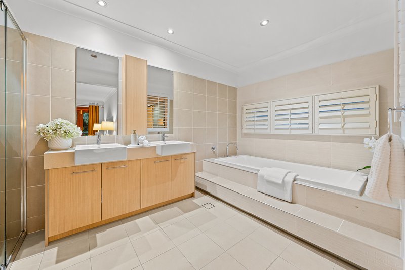 Photo - 17 Hatia Place, Kuraby QLD 4112 - Image 11