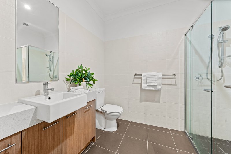 Photo - 17 Hatia Place, Kuraby QLD 4112 - Image 19