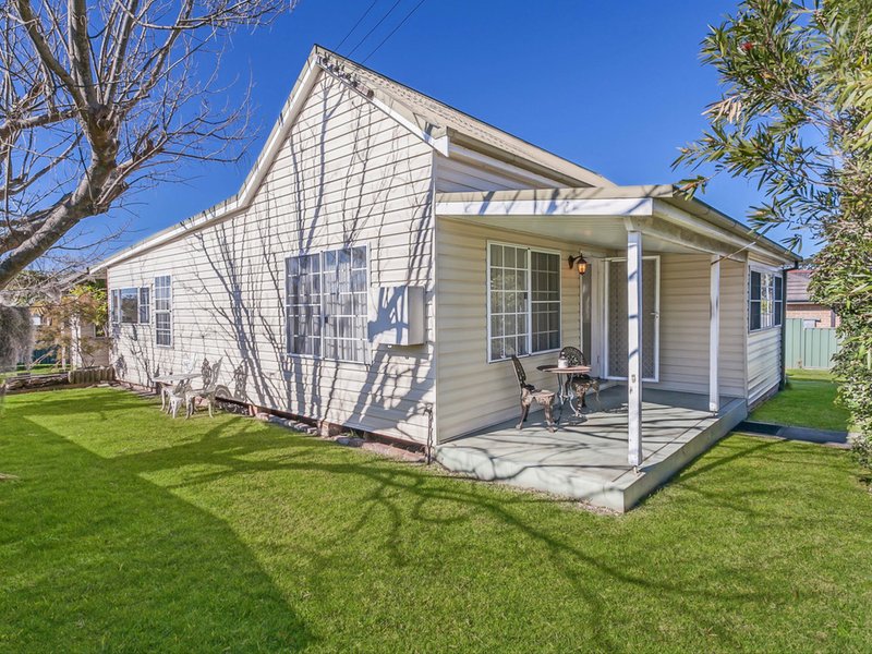 17 Hay Street, Helensburgh NSW 2508