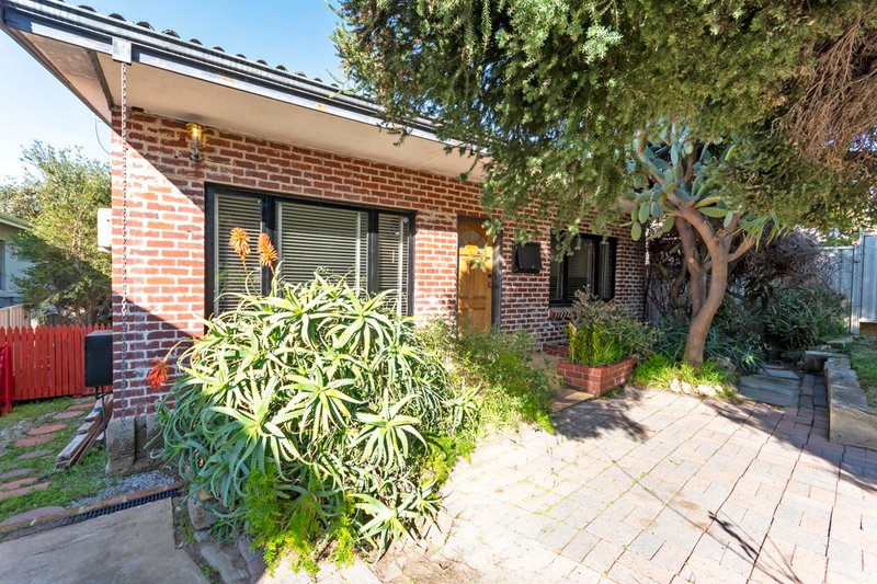 Photo - 17 Haysom Street, Trigg WA 6029 - Image 13