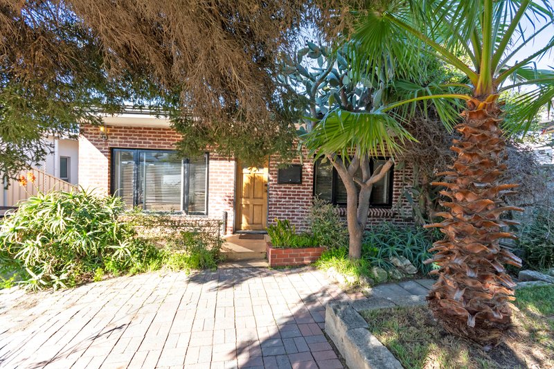 Photo - 17 Haysom Street, Trigg WA 6029 - Image 14