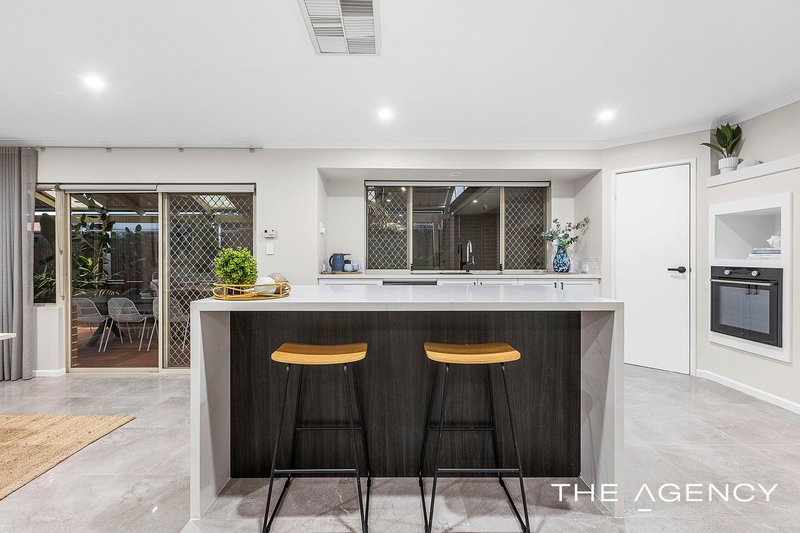 Photo - 17 Heathfield Drive, Landsdale WA 6065 - Image 9