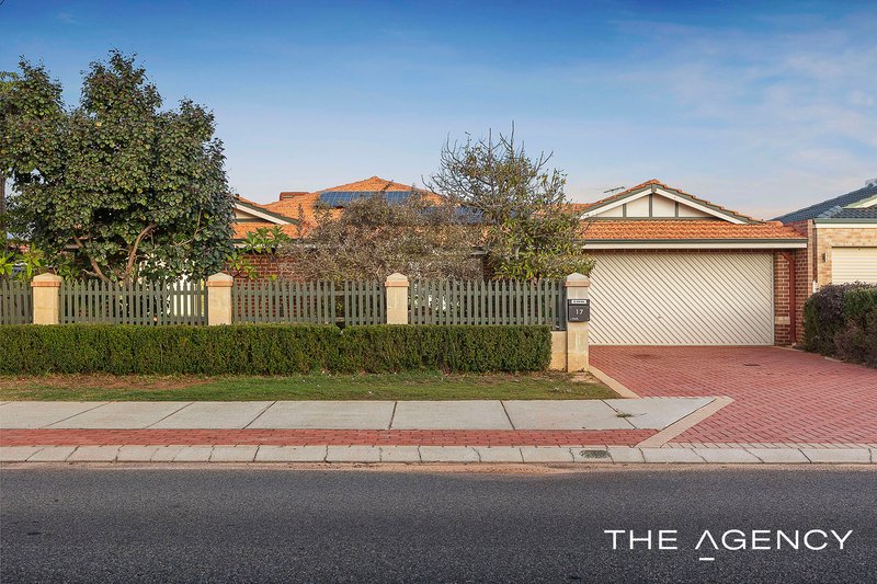 Photo - 17 Heathfield Drive, Landsdale WA 6065 - Image 32