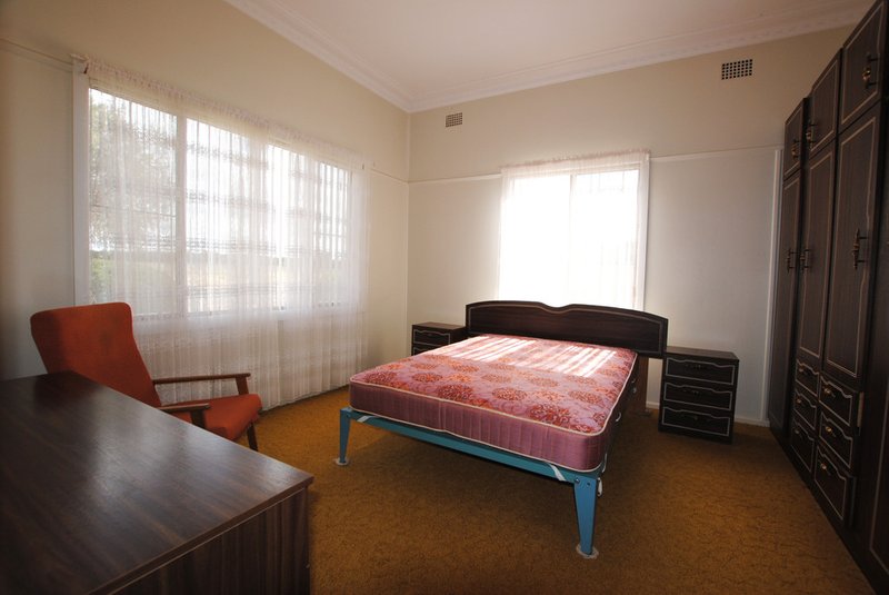 Photo - 17 Hebden Street, Yoogali NSW 2680 - Image 7