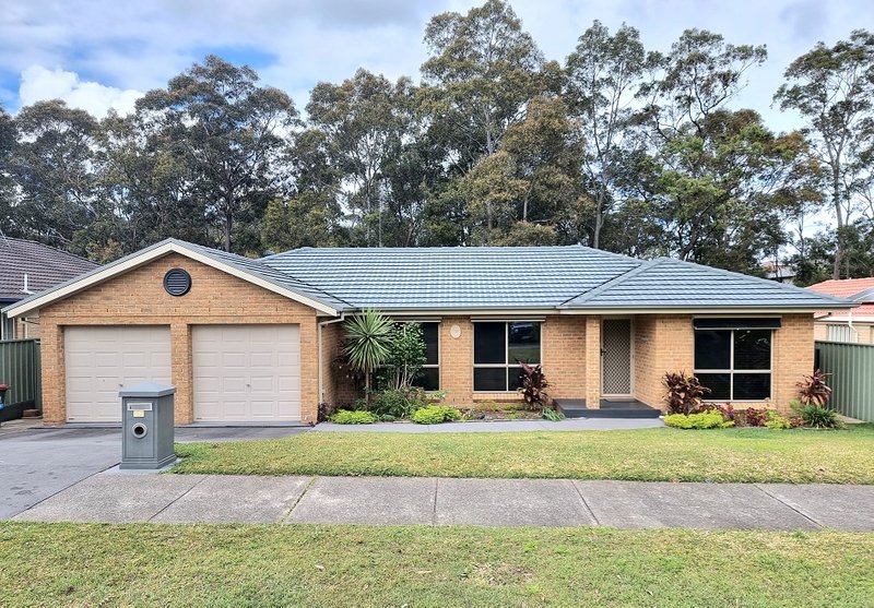 17 Hebrides Road, Fletcher NSW 2287