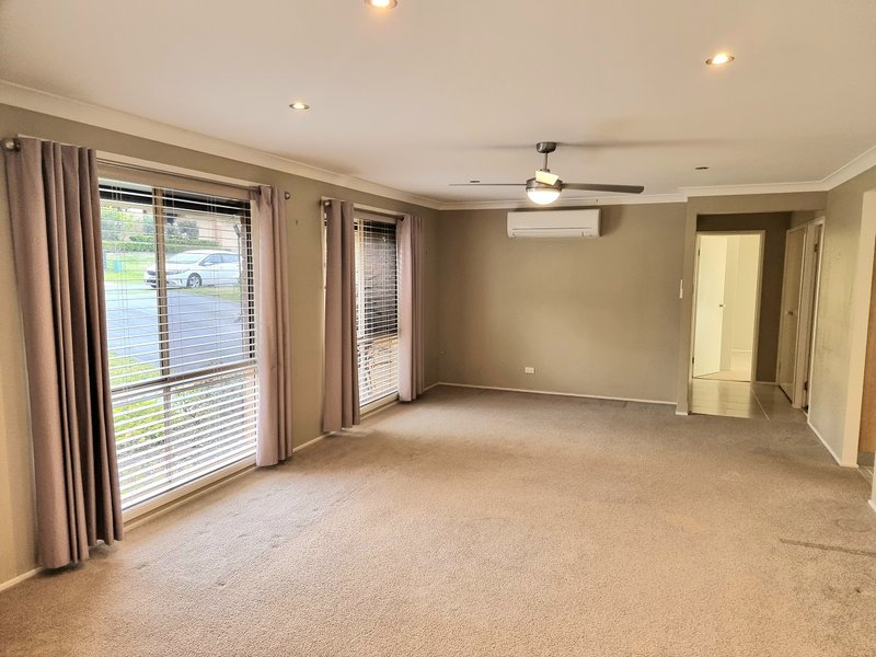 Photo - 17 Hebrides Road, Fletcher NSW 2287 - Image 2