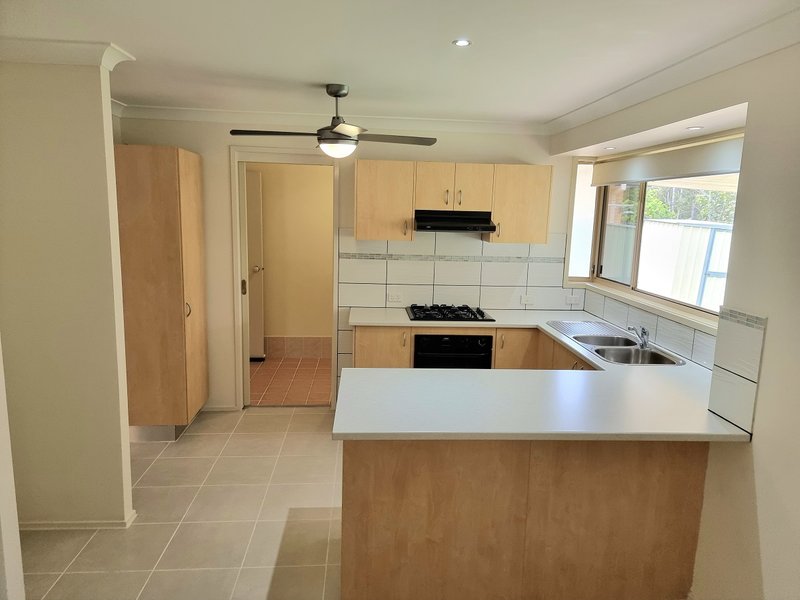 Photo - 17 Hebrides Road, Fletcher NSW 2287 - Image 3