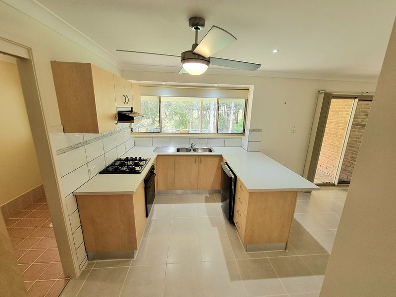 Photo - 17 Hebrides Road, Fletcher NSW 2287 - Image 4