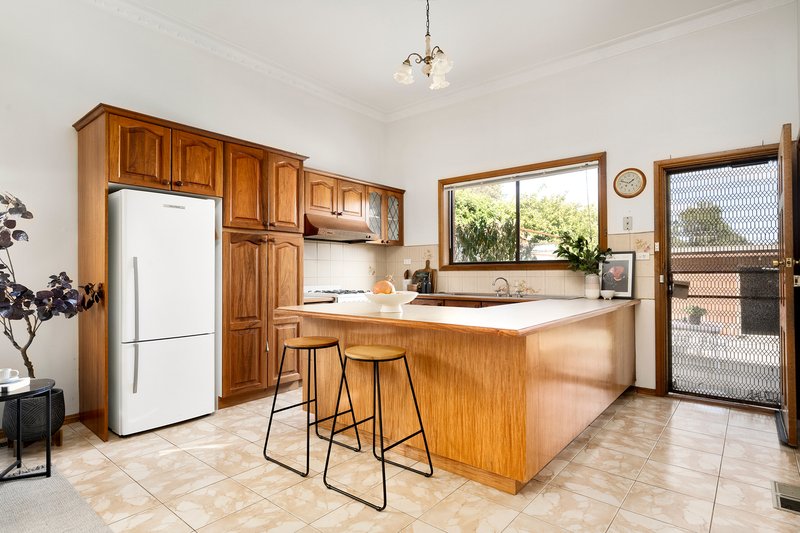 Photo - 17 Heller Street, Brunswick VIC 3056 - Image 6