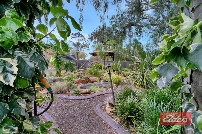 Photo - 17 Hemaford Grove, Gawler East SA 5118 - Image 23