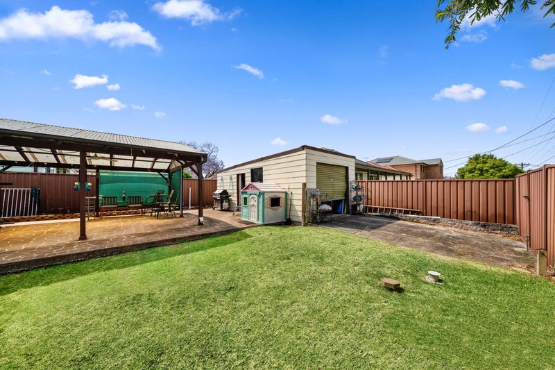 Photo - 17 Henderson Avenue, Panania NSW 2213 - Image 7