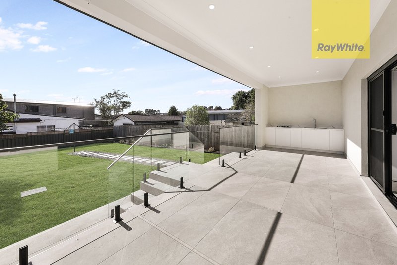 Photo - 17 Henry Street, Guildford NSW 2161 - Image 2