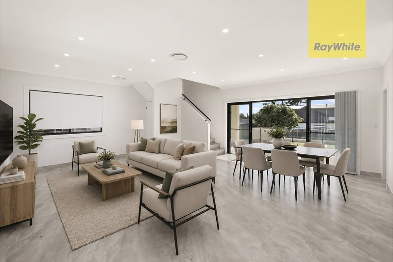 Photo - 17 Henry Street, Guildford NSW 2161 - Image 4
