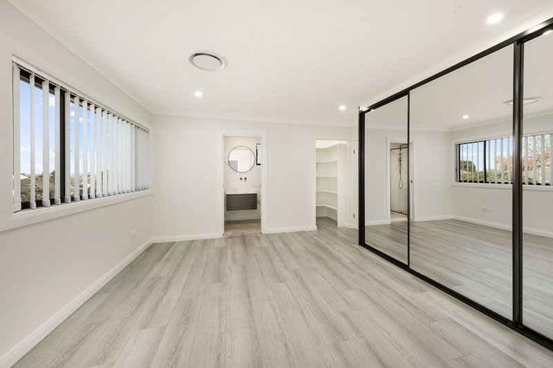 Photo - 17 Henry Street, Guildford NSW 2161 - Image 10